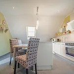 Dom Ogrodnika Apartment *
