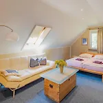 Apartment Dom Ogrodnika *