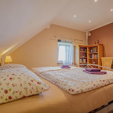 Dom Ogrodnika * Jezow Sudecki