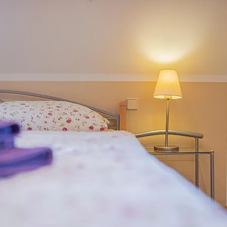 Dom Ogrodnika Jezow Sudecki