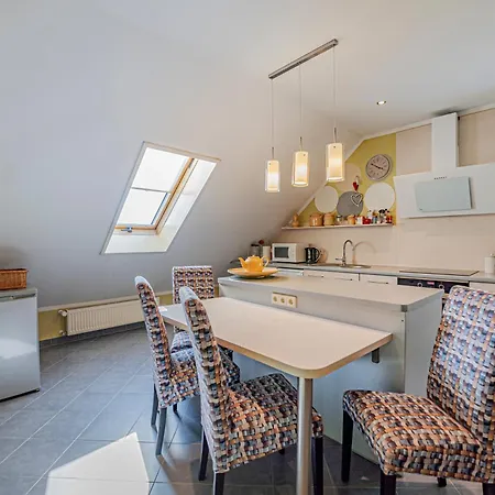 Dom Ogrodnika * Jezow Sudecki