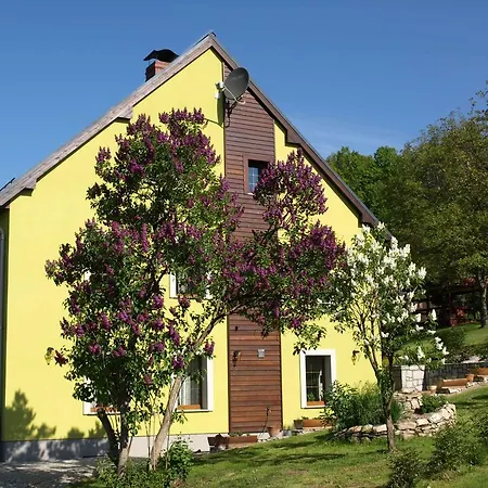 Dom Ogrodnika Διαμέρισμα *