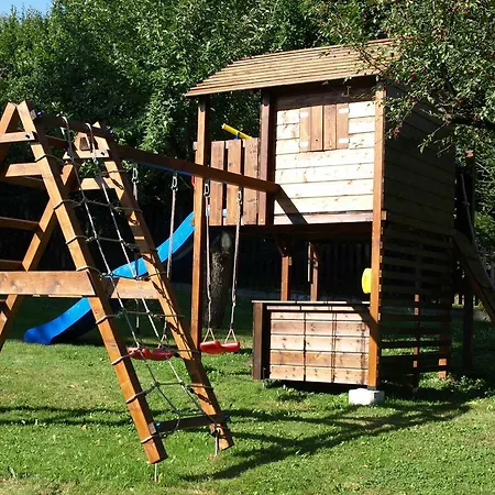 アパート Dom Ogrodnika Jeżów Sudecki
