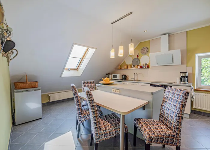 Dom Ogrodnika * Jeżów Sudecki